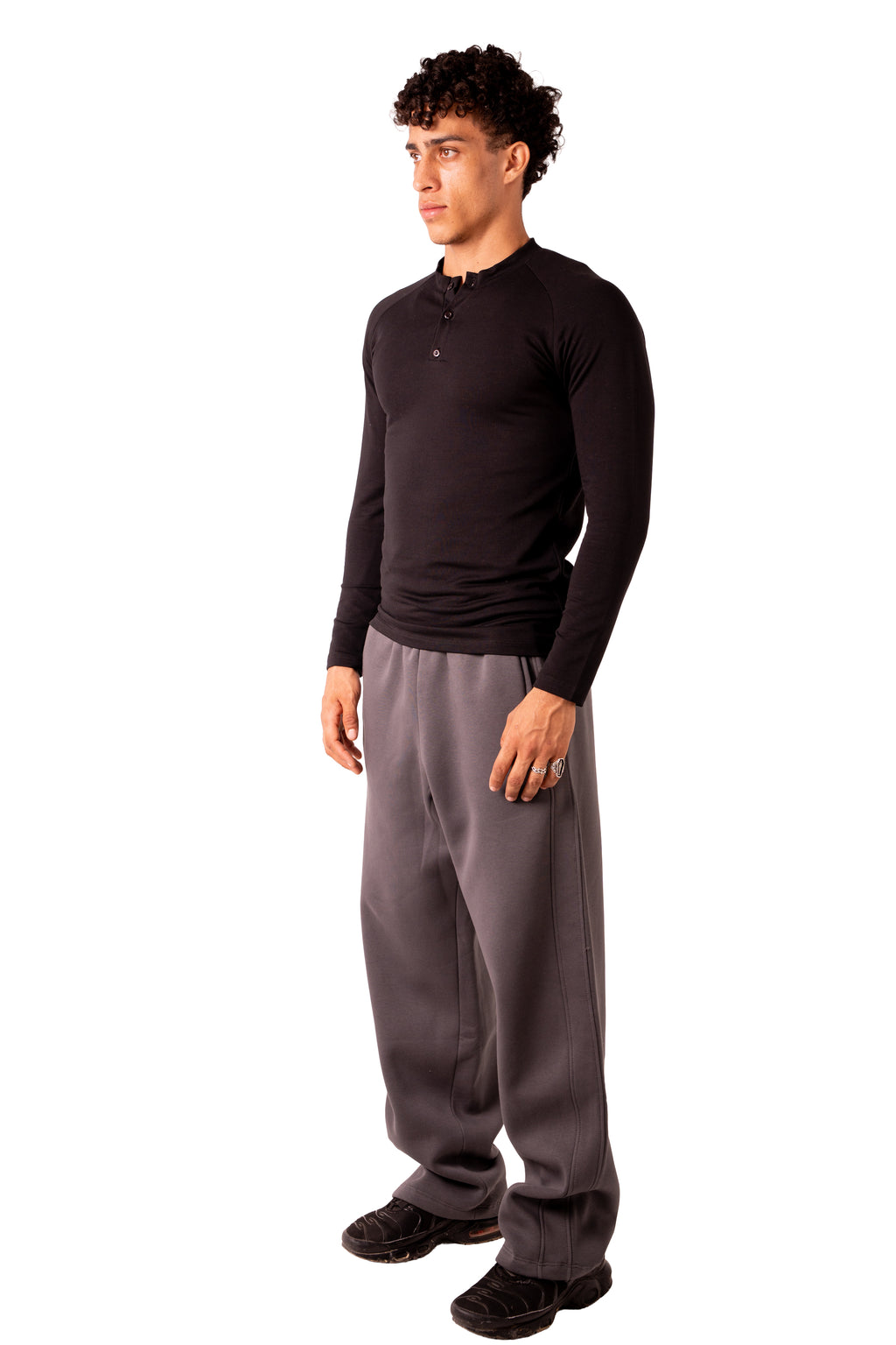 Henley Tshirt - Black