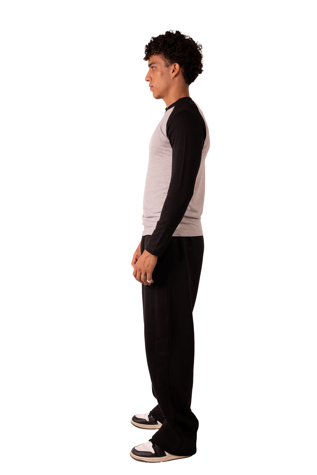 Reglan Tshirt - Light Grey x Black