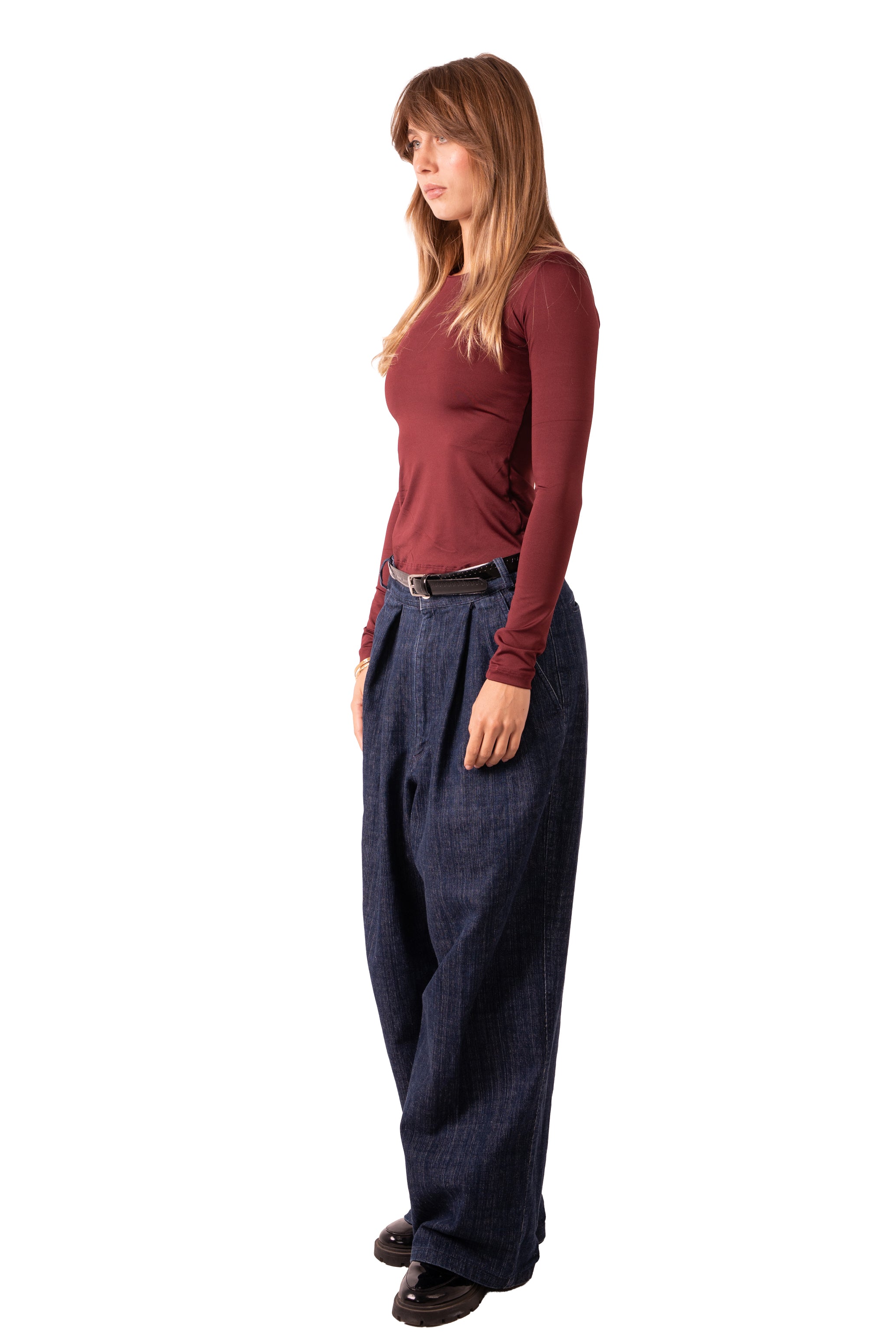 بلوزة بفتحة رقبة دائرية - وردي