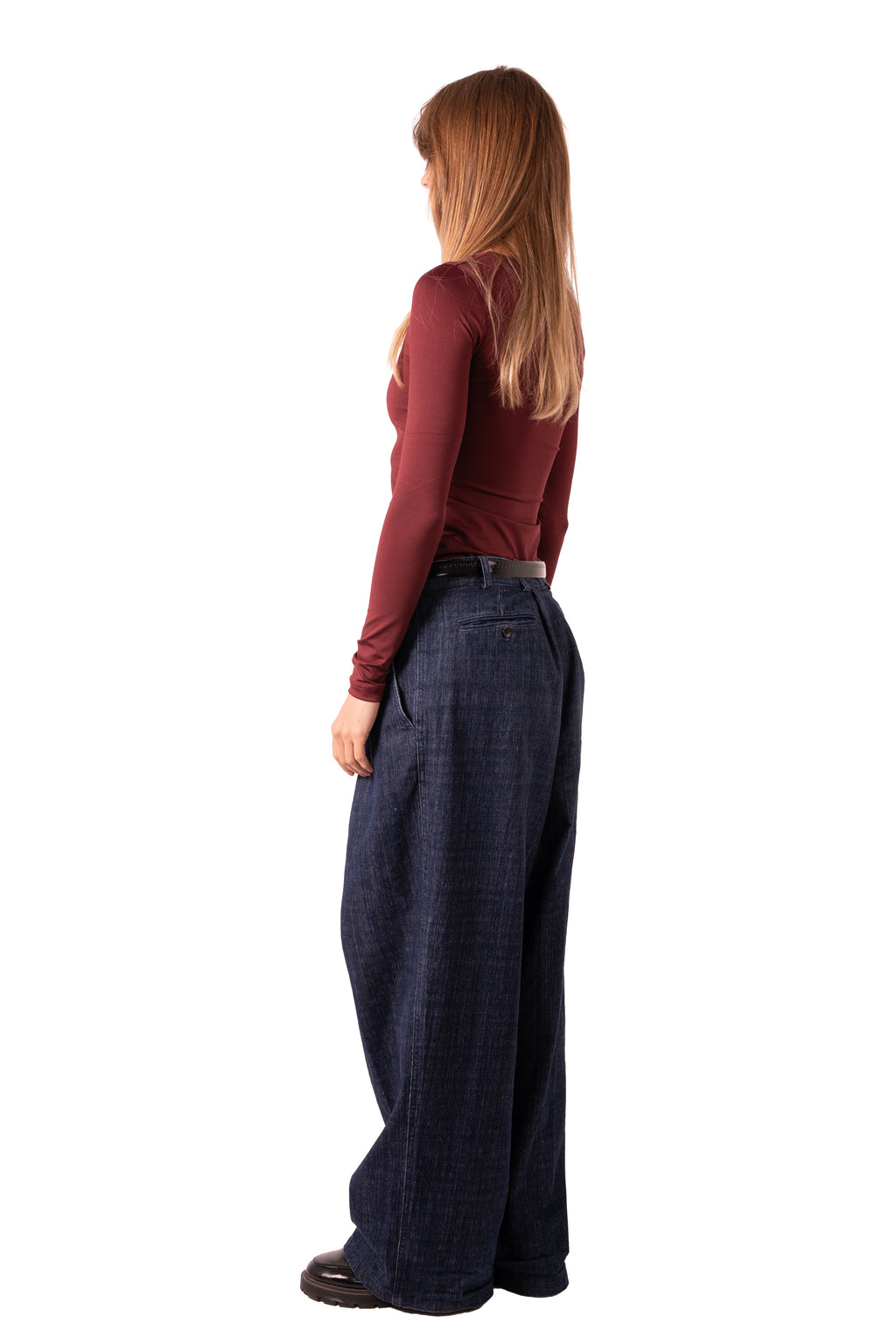 بلوزة بفتحة رقبة دائرية - وردي