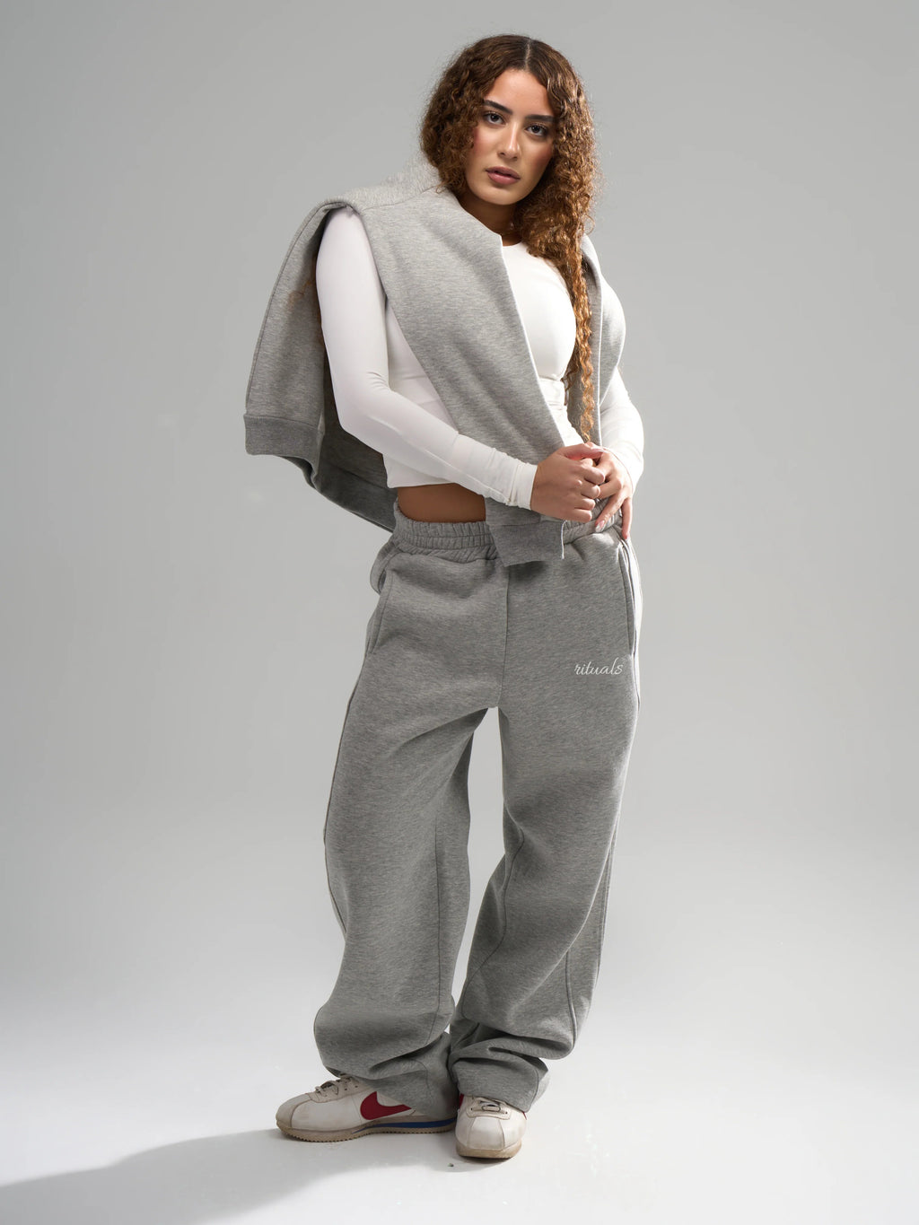بنطال رياضي من Rituals - رمادي فاتح